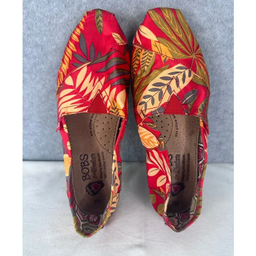 Bobs by Sketchers Woman's sz 6 Worls Botanical Gardens Close Toe Espadrille - Picture 1 of 9